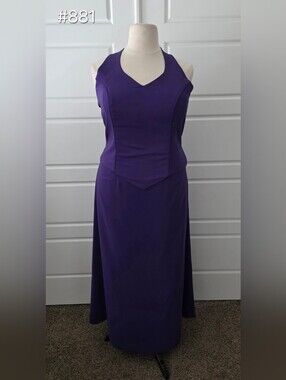 Purple Halter Sleeveless V-Neck 2-piece Formal Dress
